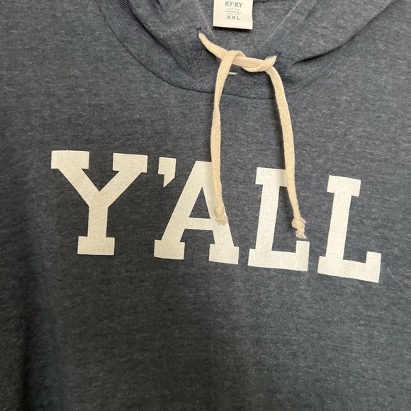 Saturdays in the South are better with a good sweatshirt - Picture 2 of 5